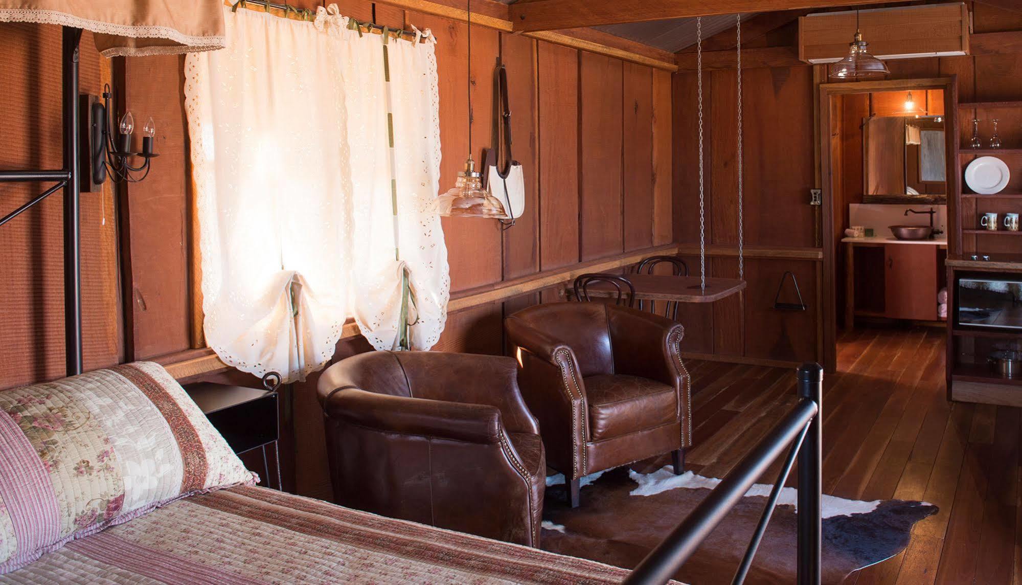 Saltbush Retreat Villa Лонгрийч Екстериор снимка