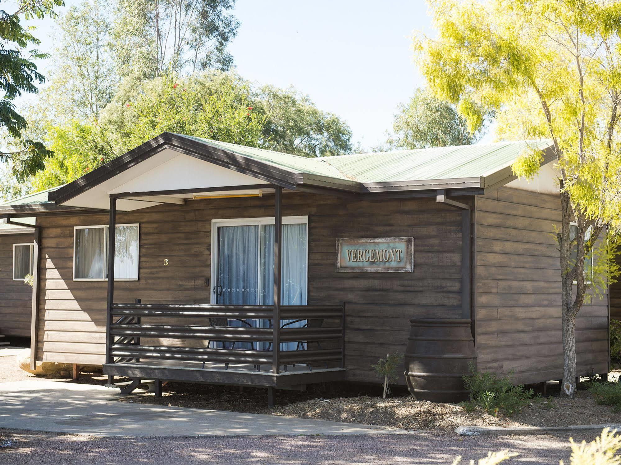 Saltbush Retreat Villa Лонгрийч Екстериор снимка