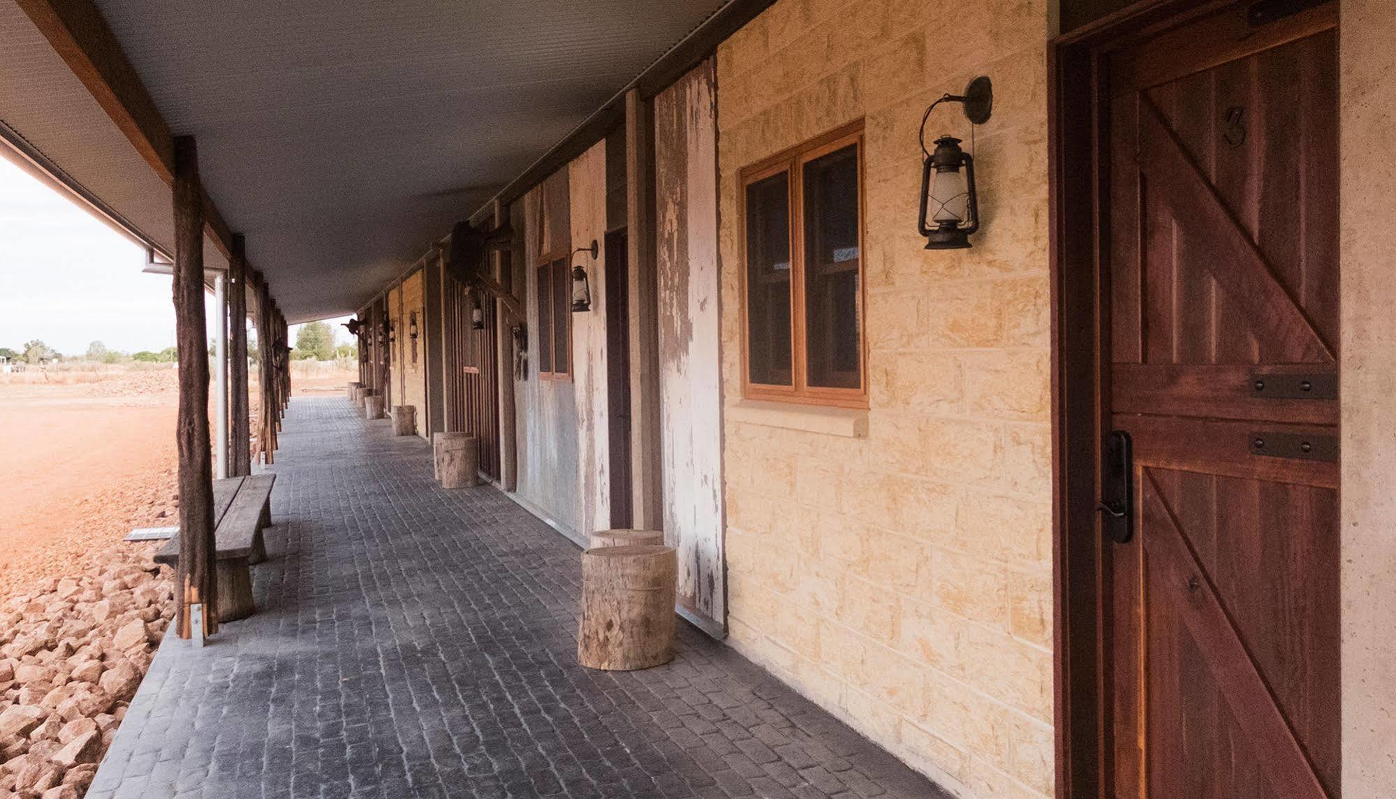 Saltbush Retreat Villa Лонгрийч Екстериор снимка