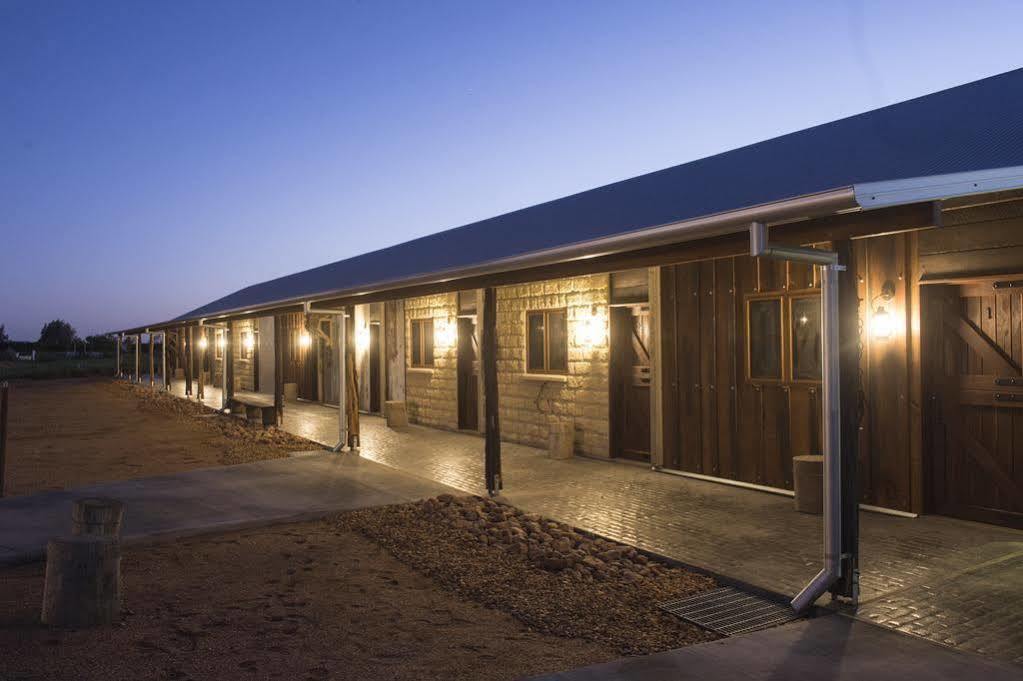 Saltbush Retreat Villa Лонгрийч Екстериор снимка